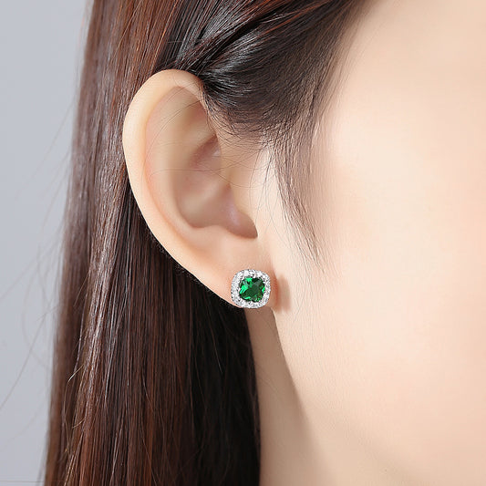 Women's Copper Inlaid Crystal Simple Korean Style Fashion Earrings