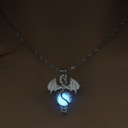 Noctilucent Fashion Flying Dragon Halloween Creative Necklaces