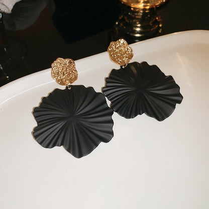 Needle Black Crystal Geometric Ear Minority Fashion Temperament Entry Earrings