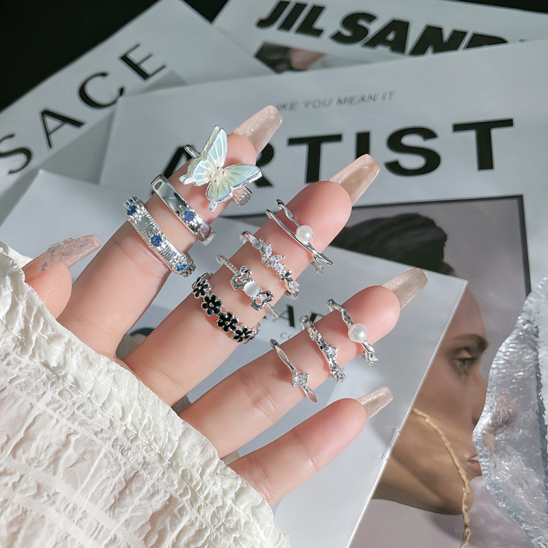 White Bow Geometric Open Female Personality Rings