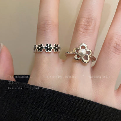 Women's Small Pearl Flowers Open Retro Temperament Rings