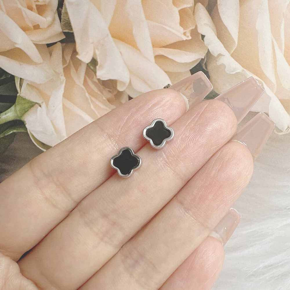 Pure Sier Black Four Leaf Clover Ear Earrings