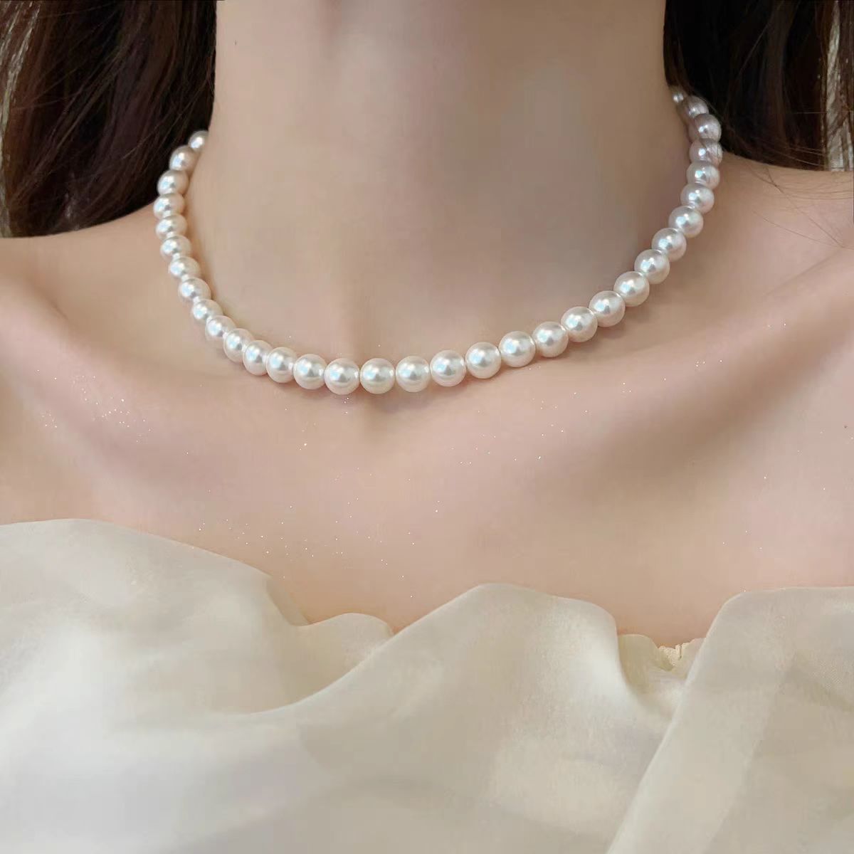 Women's Classic Knot Sier Pearl Style Clavicle Necklaces