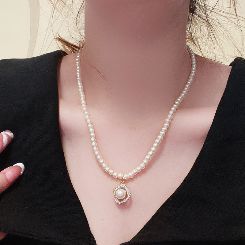 Women's Small Beads Pearl Light Luxury Minority Necklaces