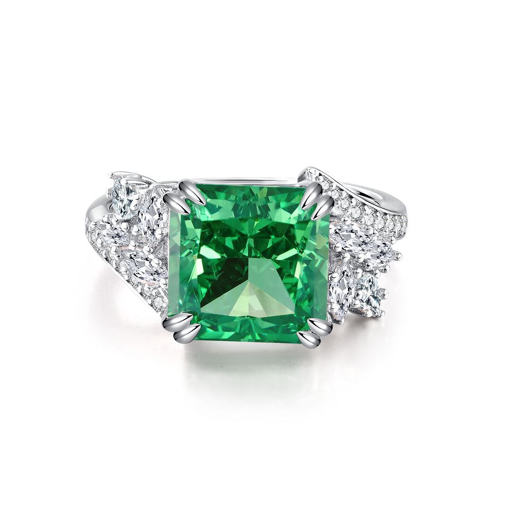 Emerald Female High Carbon Diamond Cut Ice Rings