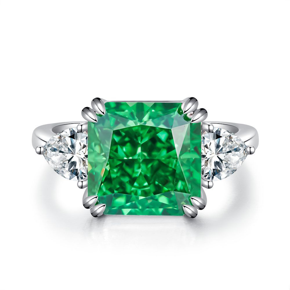 Emerald Female High Carbon Diamond Cut Ice Rings