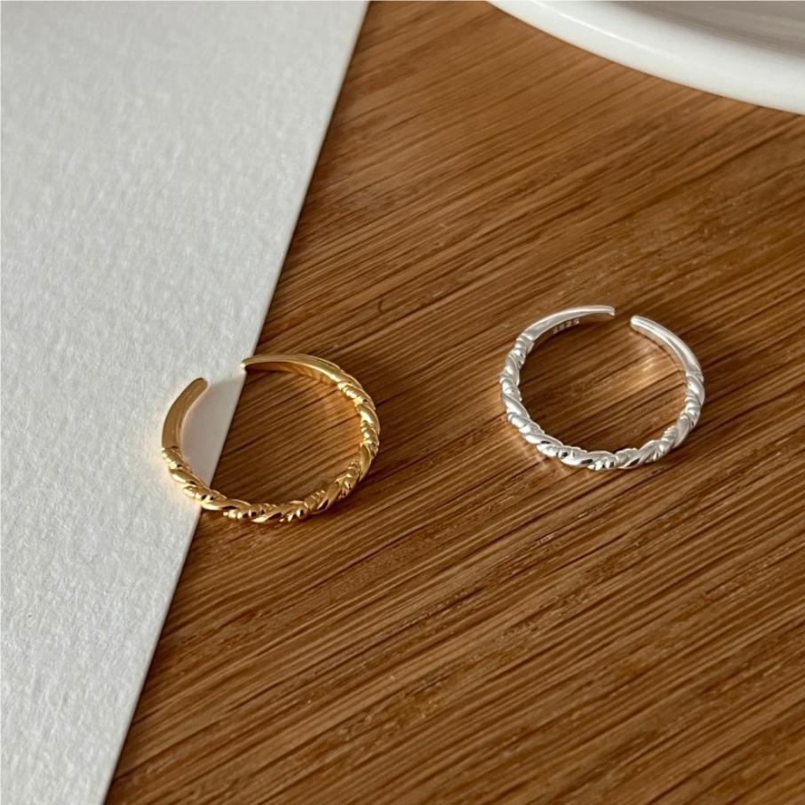 Women's Style Sterling Sier Minimalist Design Golden Rings