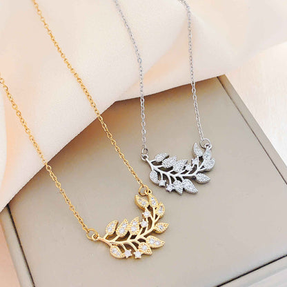 Women's Summer Leaf Copper Inlaid Zirconium Ornament High-grade Necklaces