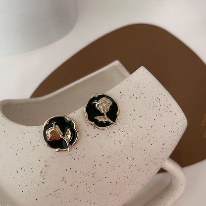 Women's Geometry Pattern Versatile Design Irregular Classic Earrings