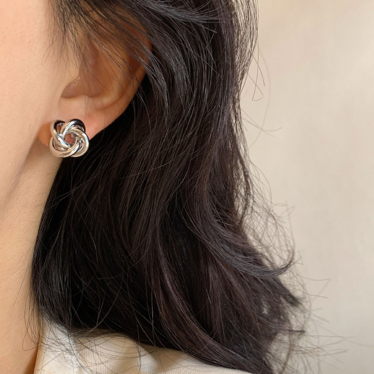 Twist Simple Design Minority Hollow Metal Earrings