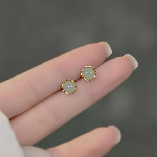 Women's Jade Ear Niche Design Sun Green Earrings