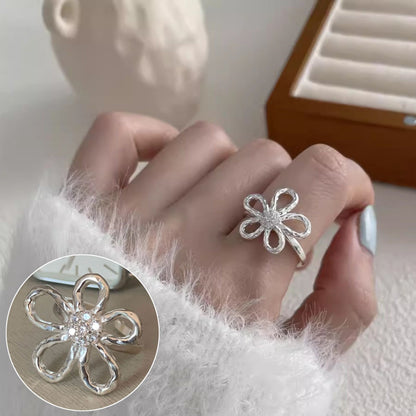 Sweet Cutout Flower Female Exquisite Elegant Gentle Temperament Open Rings