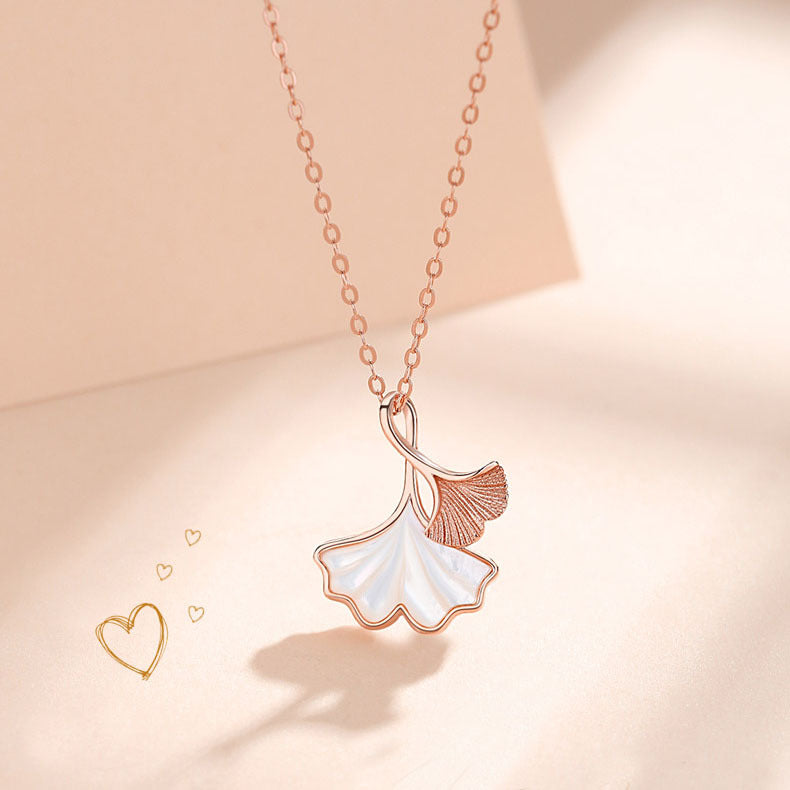 Sier-plated Lucky Ginkgo Leaf Female Niche Necklaces