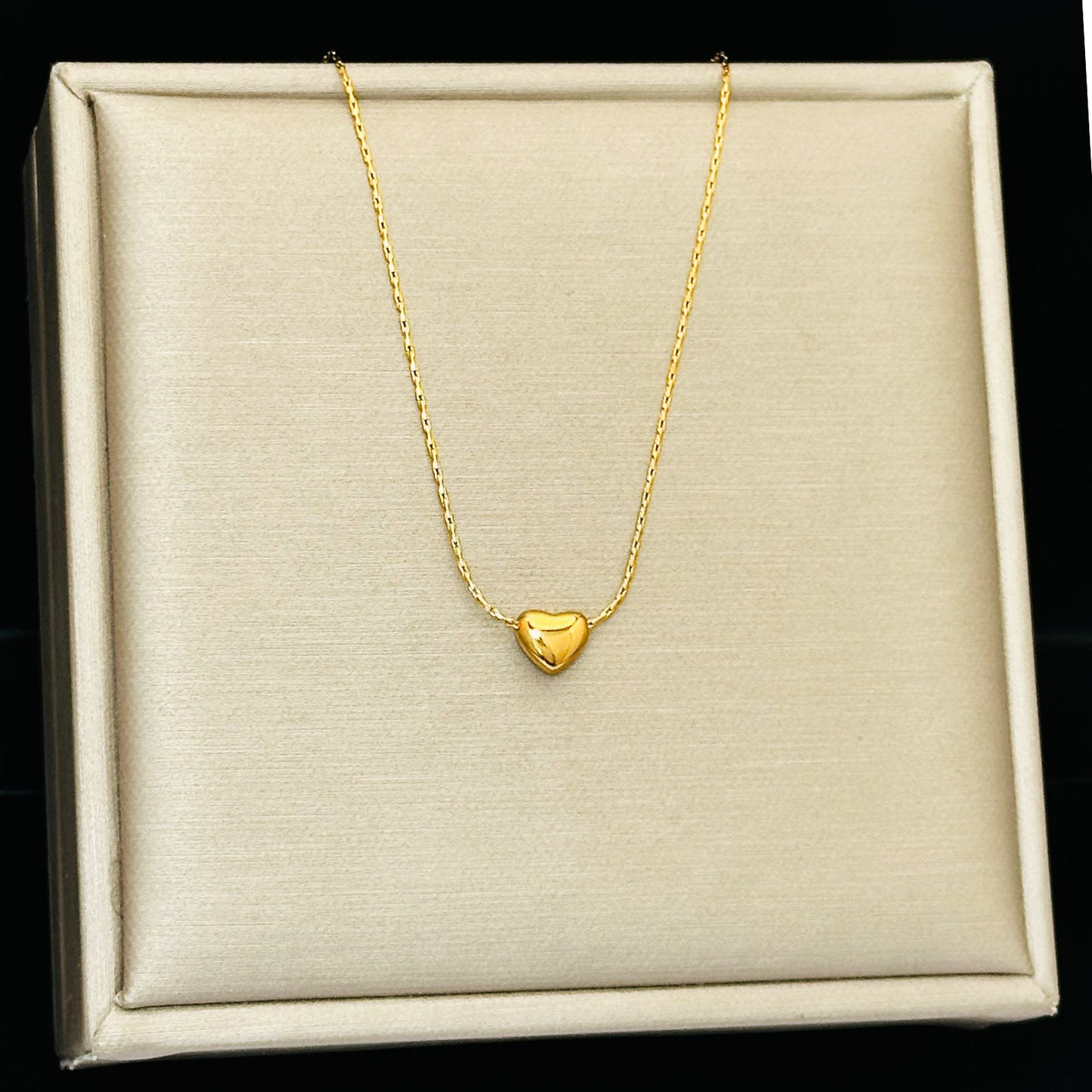 Women's Small Exquisite Titanium Steel Heart-shaped Gold Necklaces