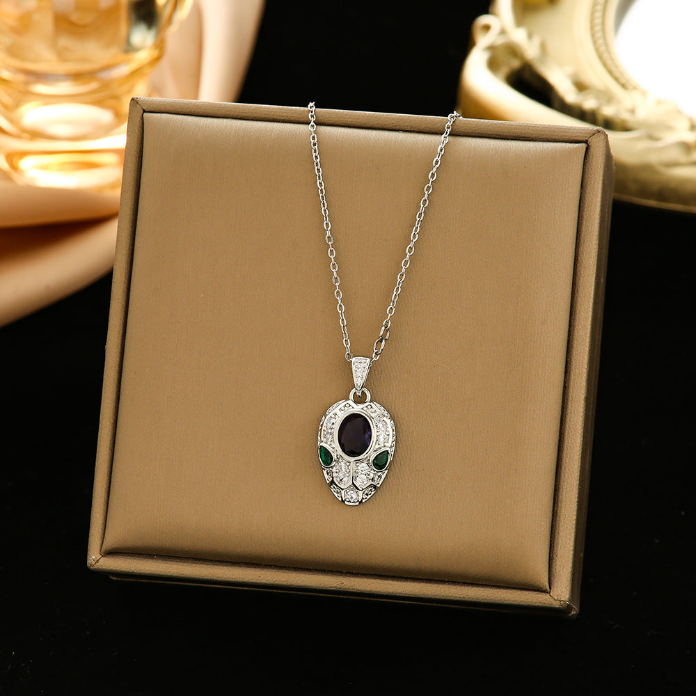 Women's Steel Ornament Design High-grade Light Luxury Necklaces