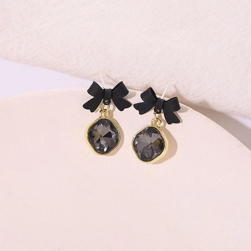 Design Black Bowknot Trendy Retro Affordable Earrings