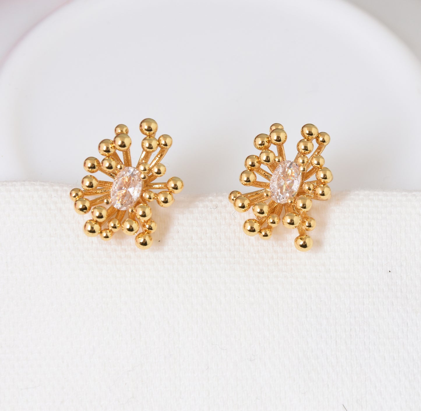 Women's Ornament Simple Compact French Sier Needle Gold Exquisite Earrings