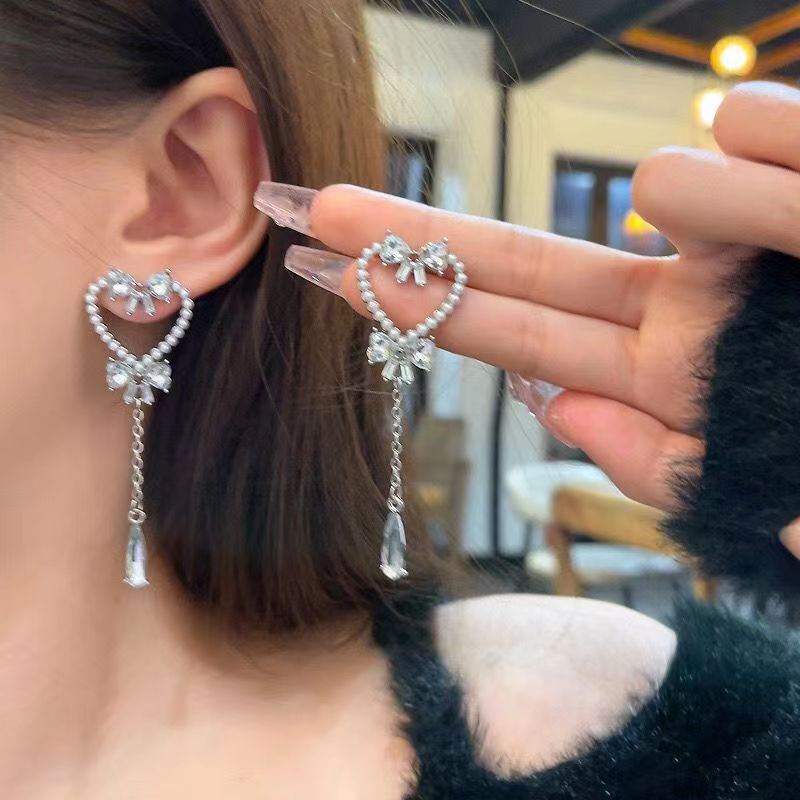 Temperament Sier Series Long Fringe Fashionable Classy Ear Earrings