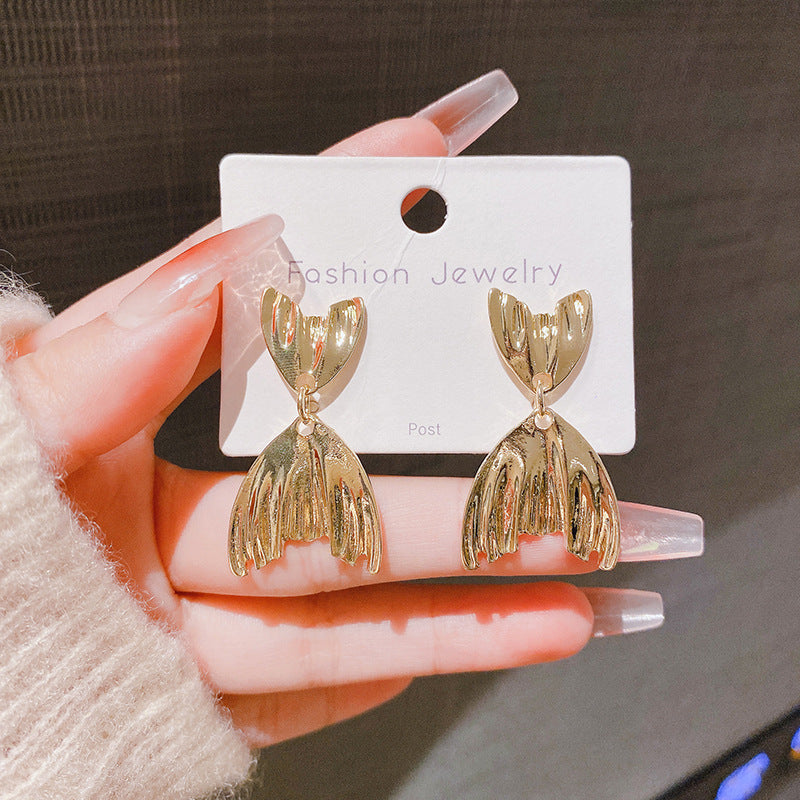 Cold Style Pleated Fishtail Shape Unique Design Earrings
