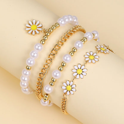 Small Golden Beads Love Daisy Pearl Bracelets