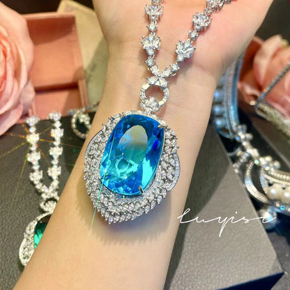 High-grade Aquamarine Light Luxury Full Diamond Necklaces