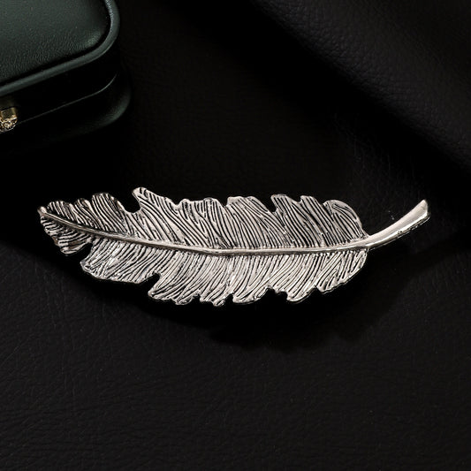 Women's Fashion Long Hip Hop Punk Diamond Feather Necklaces