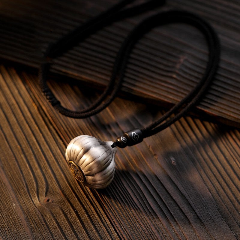 Thai Sier Hand Pieces Garlic Head Key Odds Pendants