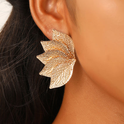 Women's Design Sense Vintage Leaves Ornament Fashion Earrings