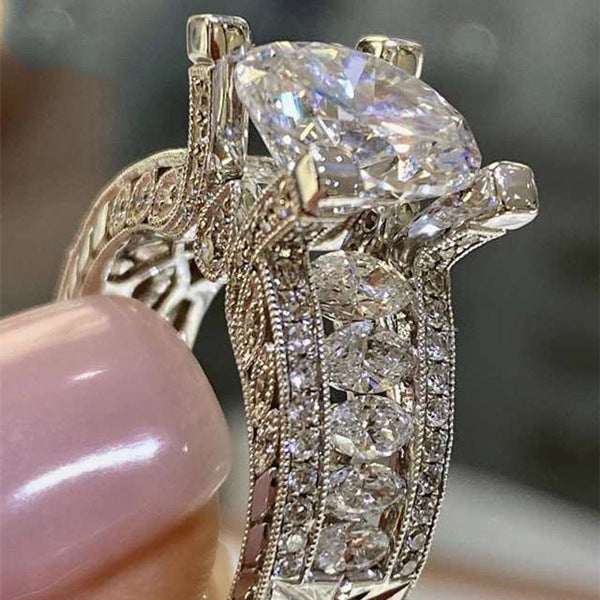 Women's Luxury Diamond Super Flash Zircon Banquet Rings