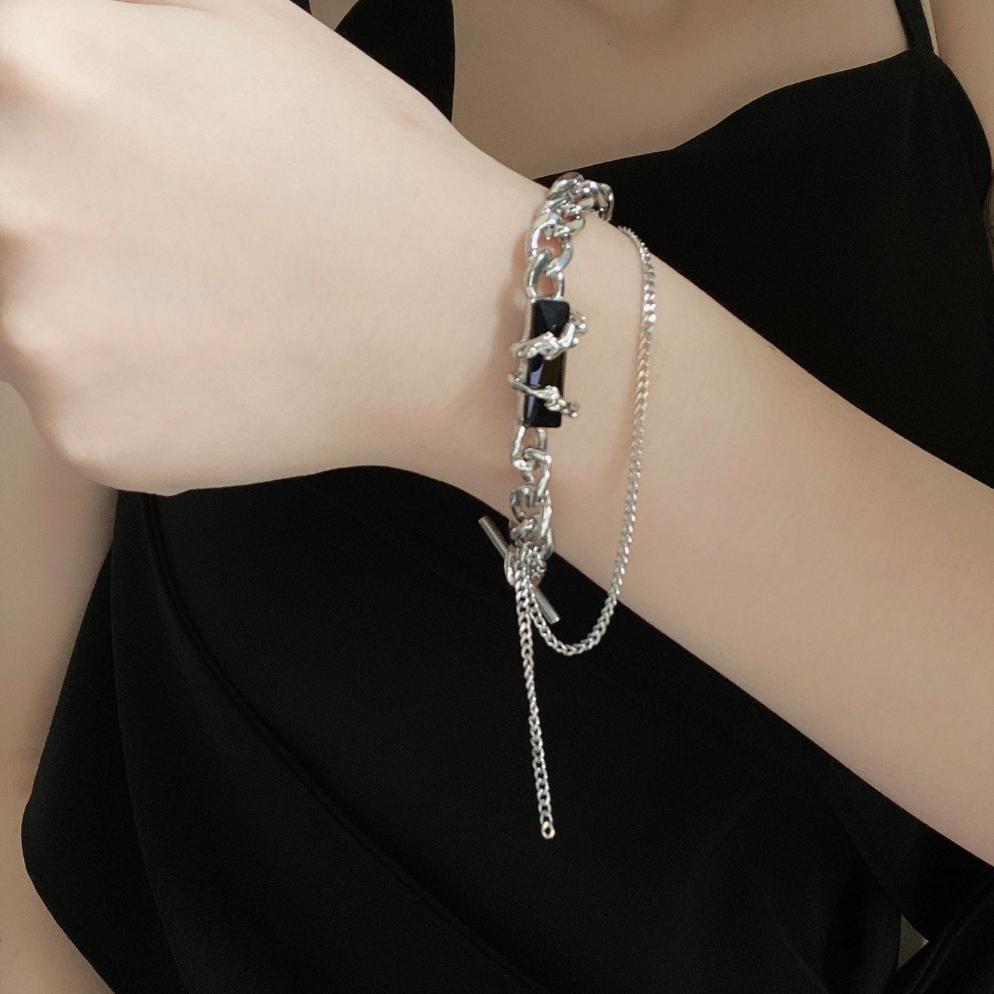 Women's & Men's Female Onyx Winding Titanium Steel Clavicle Necklaces