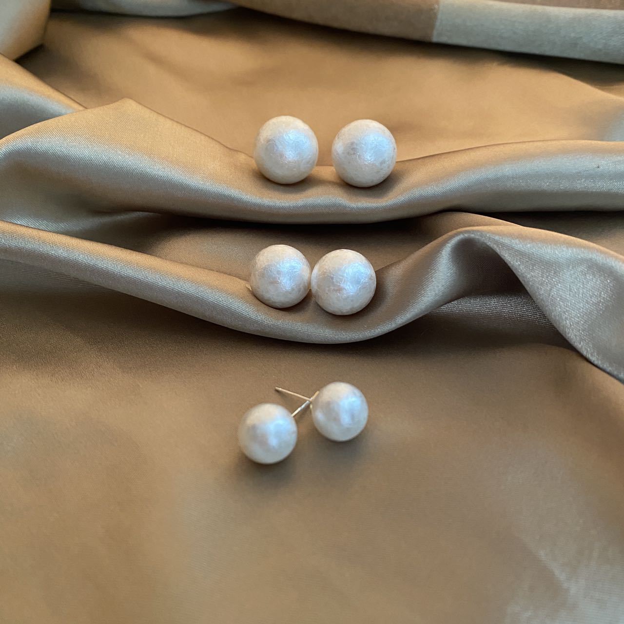 Hepburn Style Pearl Design Ear Hook Fashionable Earrings