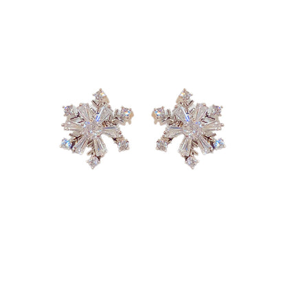 Small Exquisite Fashion Snowflake Rotating Sier Earrings