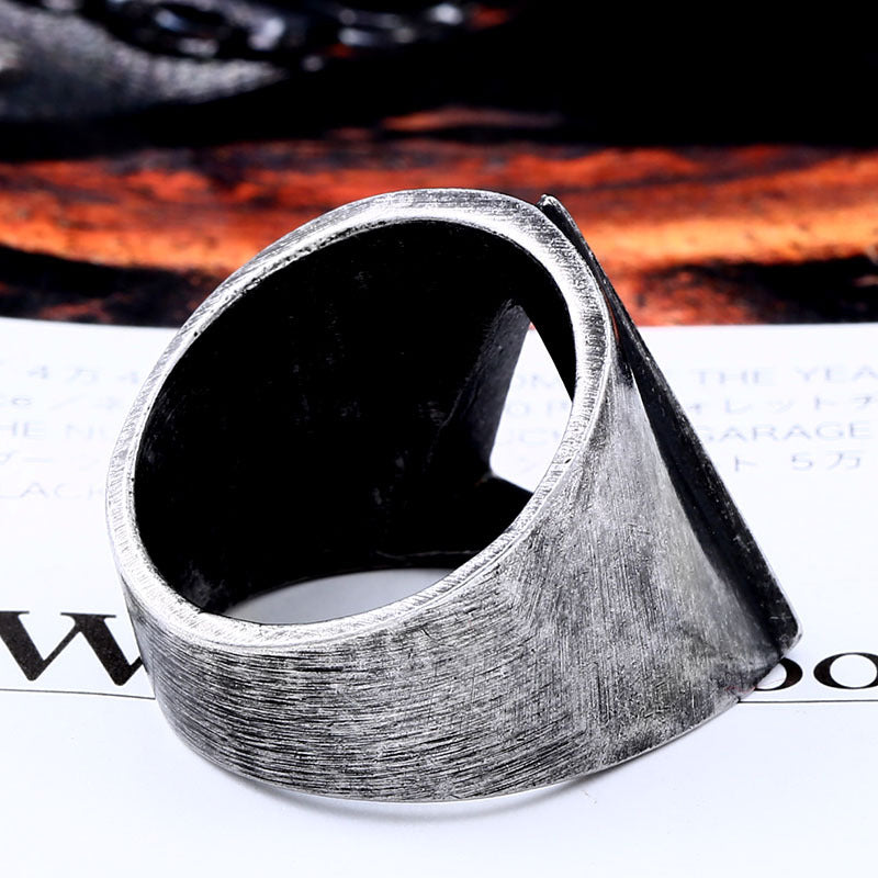 Men's Simple Personality Triangle Hollow Fashion Stainless Rings