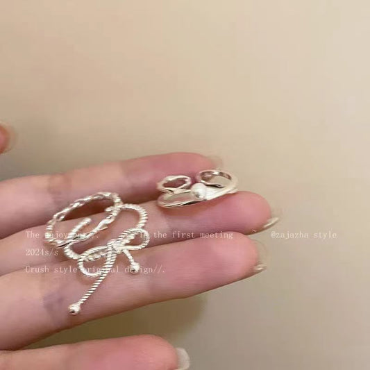 Pearl Strap Female Cold Style Temperament Rings