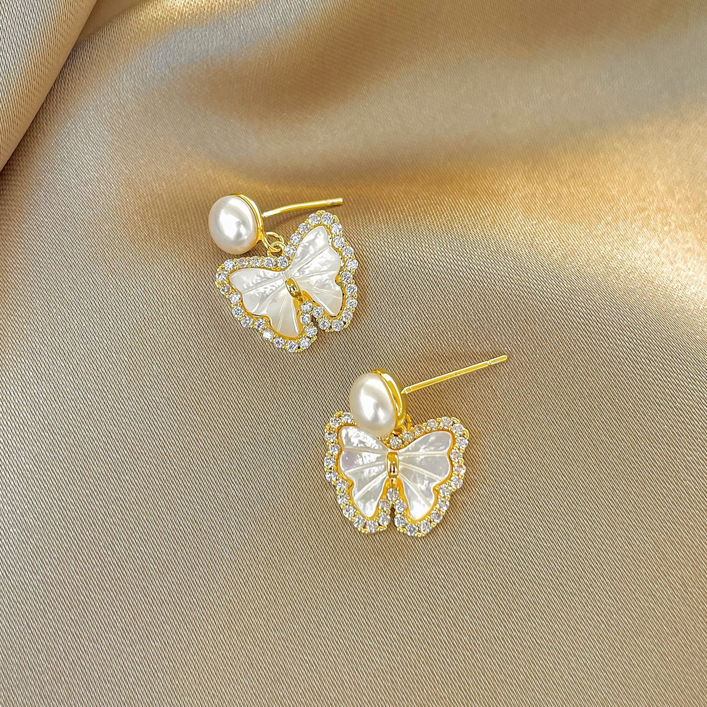 Women's Butterfly Oval Fritillary Clover Light Luxury Temperament Niche Earrings