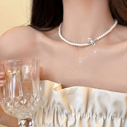 Women's Pearl Clavicle Chain Light Luxury Minority Necklaces