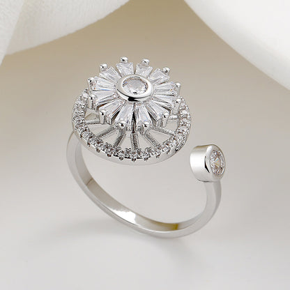 Female Rotating Clover Niche Opening Adjustable Rings