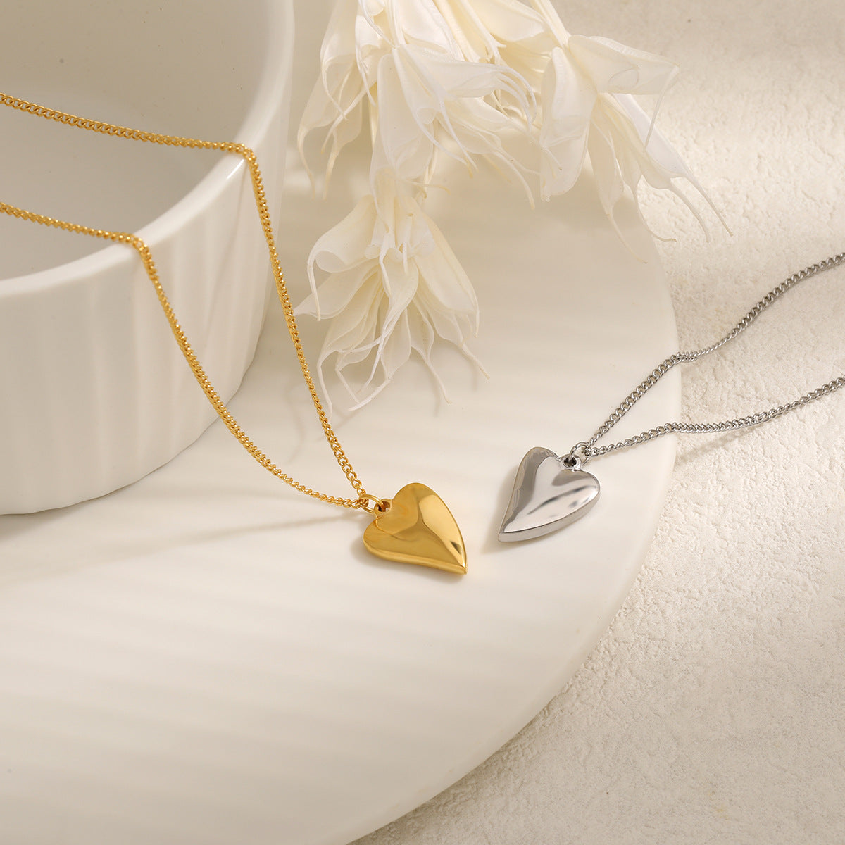 Oblique Heart Fashion Personalized Cold Style Necklaces