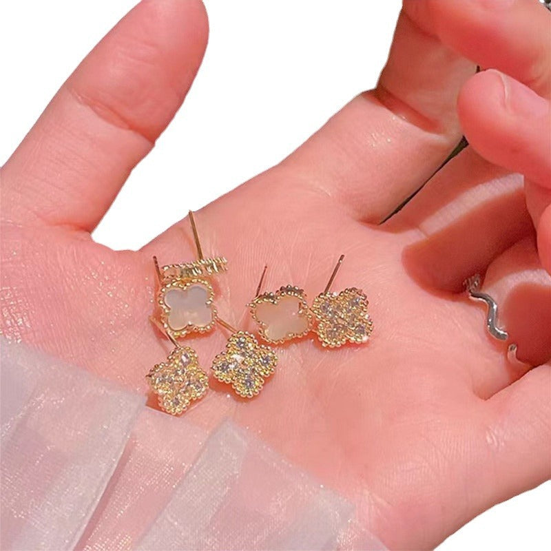 Women's Four Leaf Clover Ear Elegant Shell Earrings