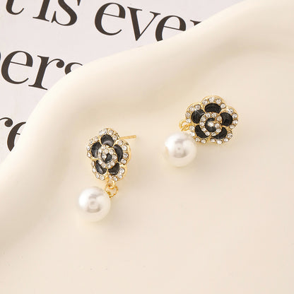 Women's Camellia Elegant Black Advanced Classic Style Earrings