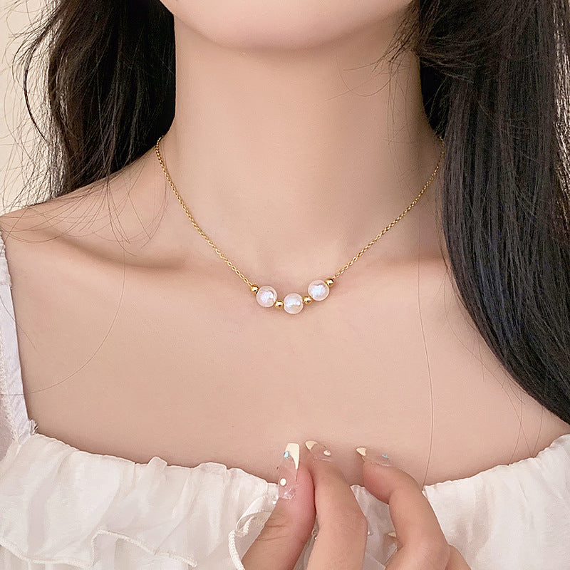 Women's Pearl Ornament High-grade Design Elegant Heart Clavicle Necklaces