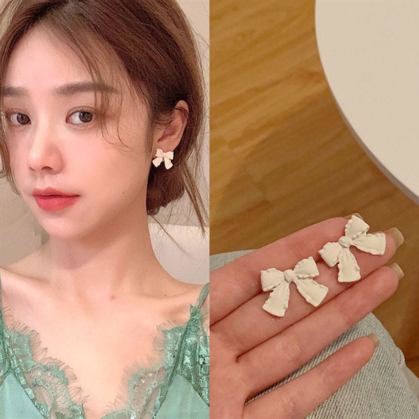 Asymmetric Rabbit Flower Mori Creative Design Earrings