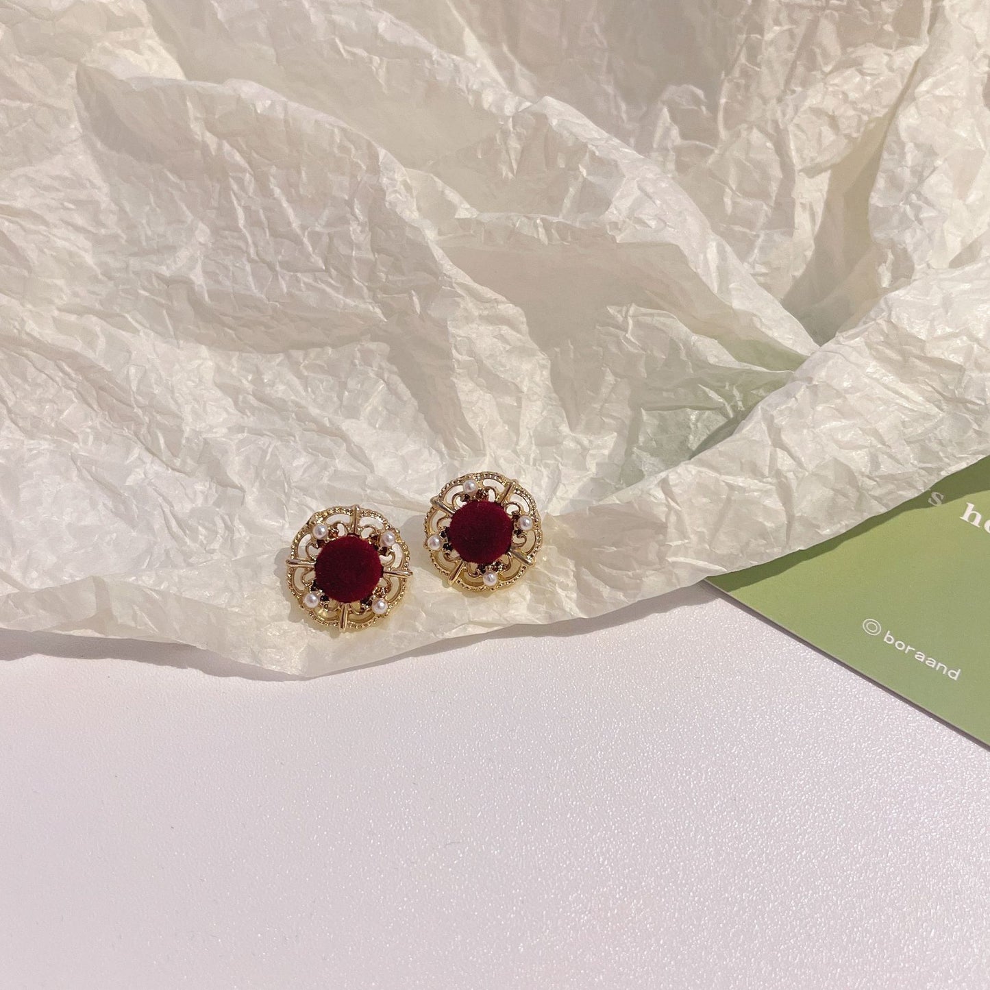 Retro Exquisite Veet Wine Red Female Niche Earrings