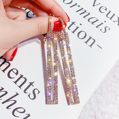 Needle Retro Minority Design Asymmetric Zircon Light Luxury Earrings