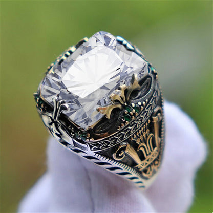 Men's Inlaid Emerald Luxury Personality Retro Domineering Attending Rings