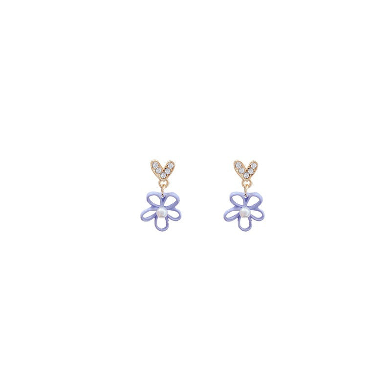 Women's Love Heart Trendy Flower Pearl Light Earrings