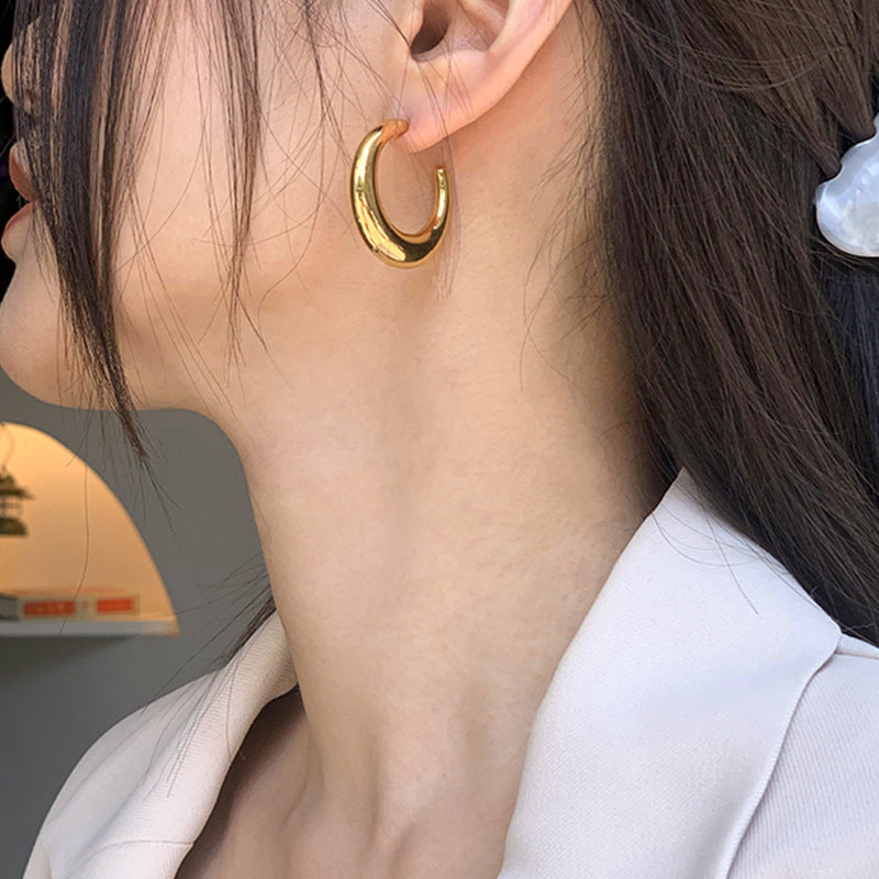 Women's Minimalist Glossy Metal Circle For Simple Earrings