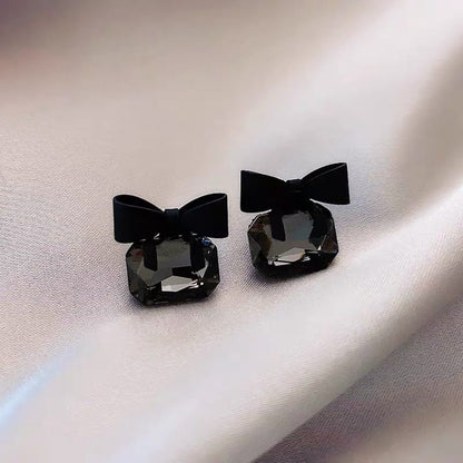 Needle Black Crystal Geometric Ear Minority Fashion Temperament Entry Earrings