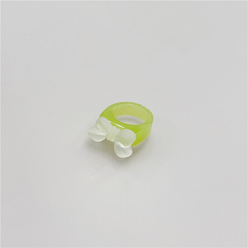 Fashionable Blooming Bow Checkerboard Resin Style Rings