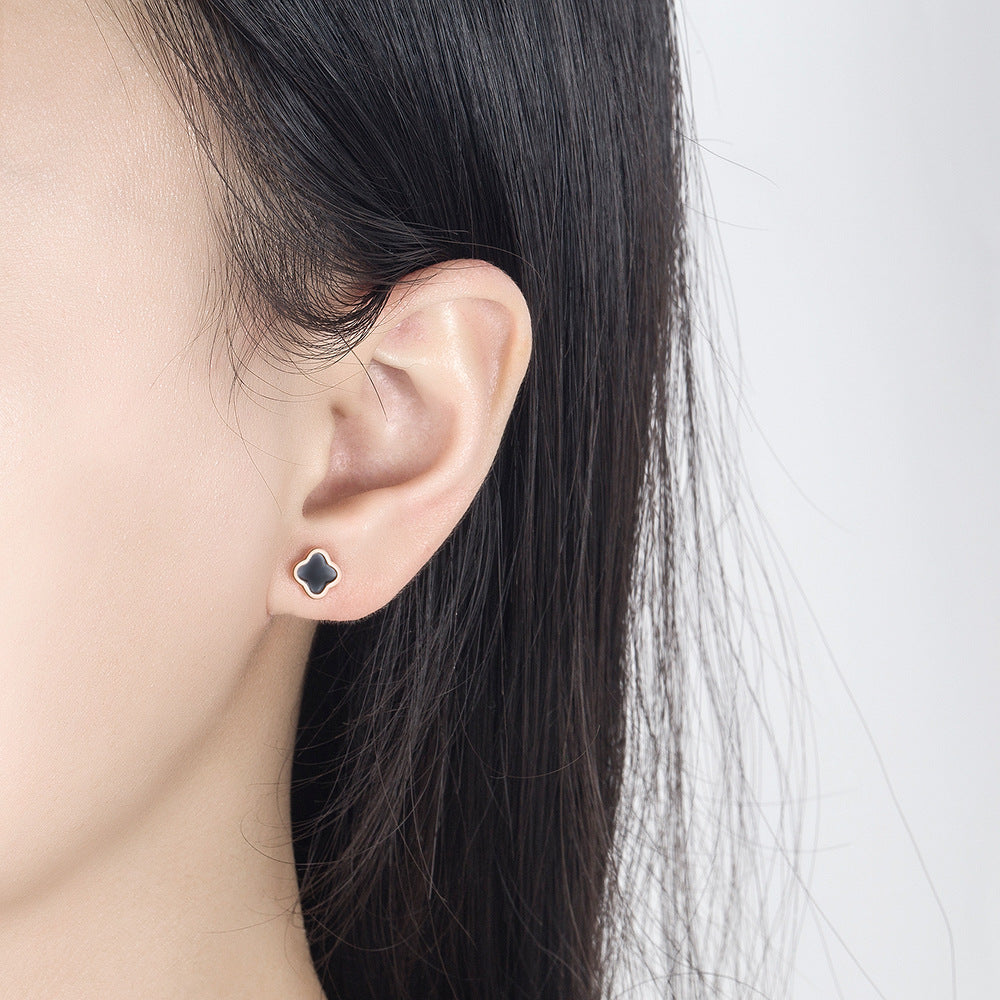 Pure Sier Black Four Leaf Clover Ear Earrings